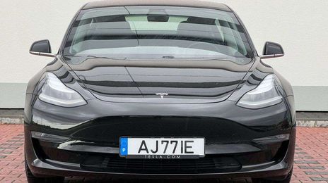 Tesla Model 3 • 2019 • 21,153 km