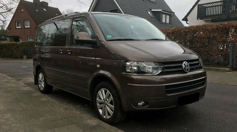 Volkswagen T5 Multivan • 2012 • 125,000 km