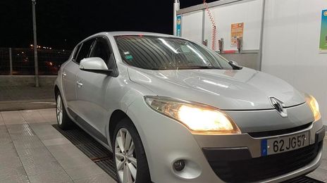 Renault Mégane • 2015 • 57,000 km