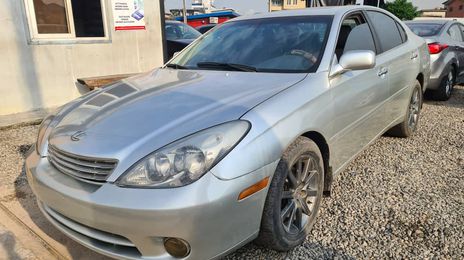 Lexus ES 330 • 2004 • 102,864 km