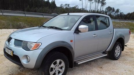 Mitsubishi L200 • 2006 • 400,000 km