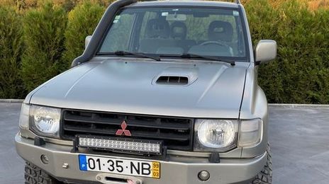 Mitsubishi Pajero • 1999 • 234,000 km