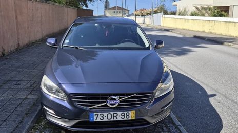 Volvo S60 • 2014 • 121,000 km