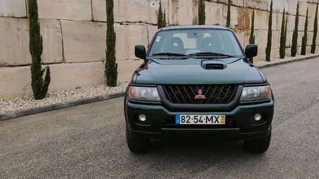 Mitsubishi Pajero Wagon • 1999 • 250,000 km