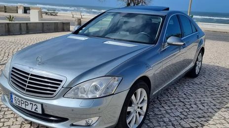 Mercedes-Benz S • 2009 • 322,000 km