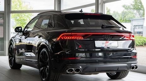 Audi SQ8 • 2021 • 88,000 km
