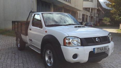 Nissan Navara • 2012 • 250,000 km