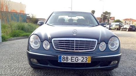 Mercedes-Benz E • 2003 • 300,000 km
