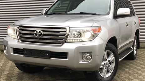 Toyota Land Cruiser • 2015 • 56,319 km