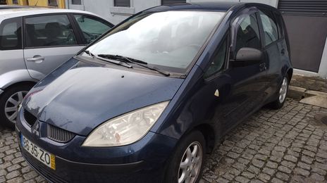Mitsubishi Colt • 2005 • 181,024 km
