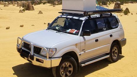 Toyota Land Cruiser • 1999 • 267,000 km