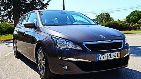 Peugeot 308 • 2015 • 113,746 km