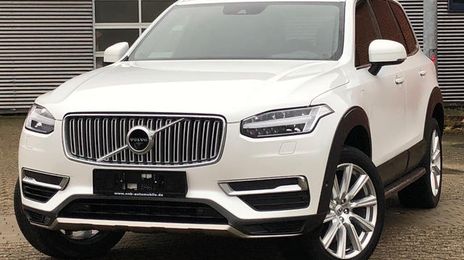 Volvo XC • 2016 • 99,857 km
