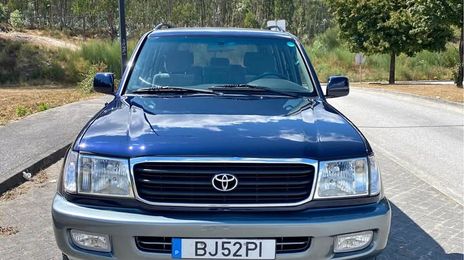 Toyota RAV4 • 1999 • 190,000 km