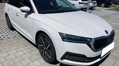 Škoda Octavia Combi • 2021 • 113,000 km