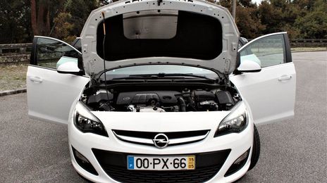 Opel Ampera • 2015 • 250,000 km