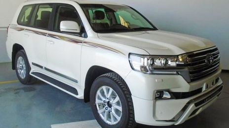 Toyota Land Cruiser • 2017 • 65 km