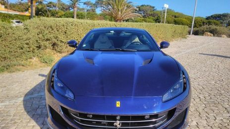 Ferrari Portofino • 2018 • 30,000 km