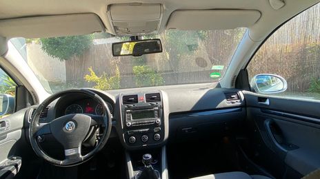 Volkswagen Golf • 2006 • 197,000 km