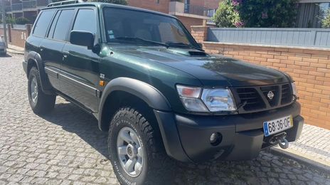 Nissan Patrol • 1999 • 238,000 km