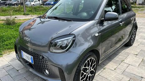 Smart Forfour • 2020 • 29,000 km