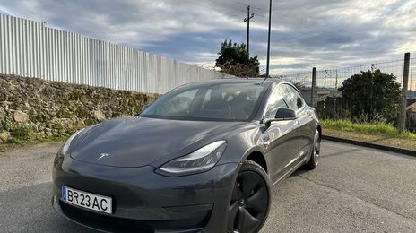 Tesla Model 3 • 2019 • 61,500 km