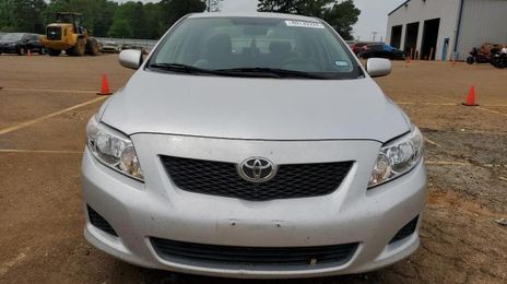 Toyota Corolla • 2010 • 10,000 mi