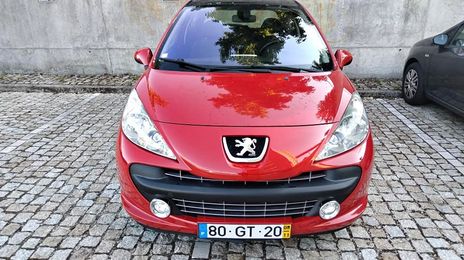 Peugeot 207 • 2008 • 124,000 km