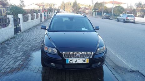 Volvo V50 • 2005 • 79,106 km