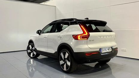 Volvo XC40 • 2022 • 2,500 km