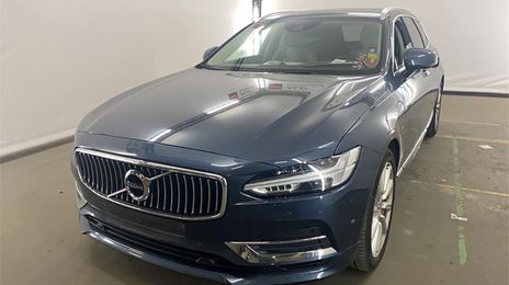 Volvo V90 • 2019 • 75,000 km