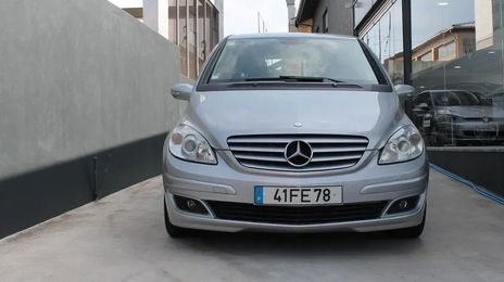 Mercedes-Benz Class B • 2008 • 234,000 km