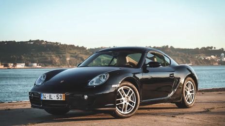 Porsche Cayman • 2009 • 169,000 km
