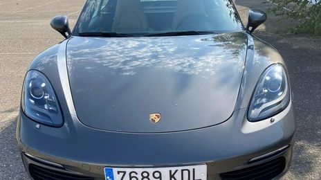 Porsche Cayman • 2017 • 77,000 km