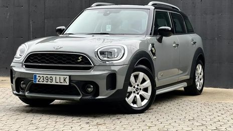 MINI Cooper Countryman • 2021 • 68,000 km