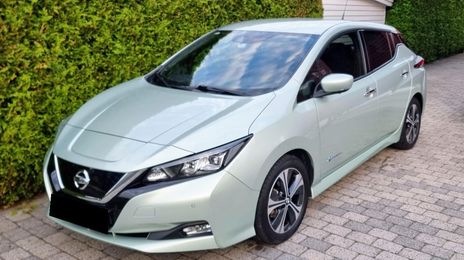 Nissan Leaf • 2018 • 62,500 km