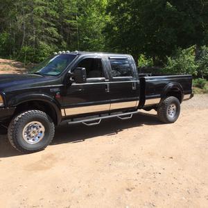 Ford 350 • 2004 • 370,000 km