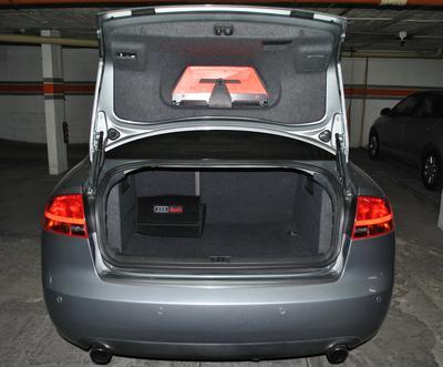 Audi A4 • 2008 • 100,000 km