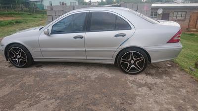 Mercedes-Benz C • 2004 • 397,239 km