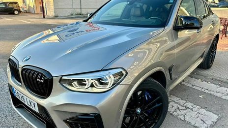 BMW X4 • 2020 • 108,500 km