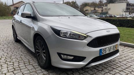 Ford Crown Victoria • 2018 • 10,000 km