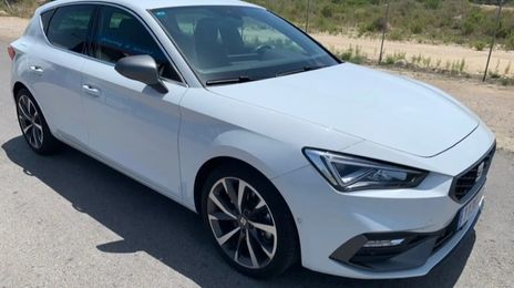 Seat Leon • 2022 • 42,000 km