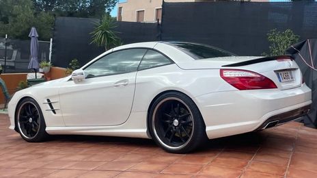 Mercedes-Benz SL • 2012 • 91,000 km