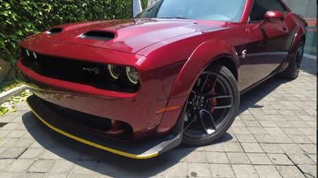 Dodge Challenger • 2019 • 70,000 km