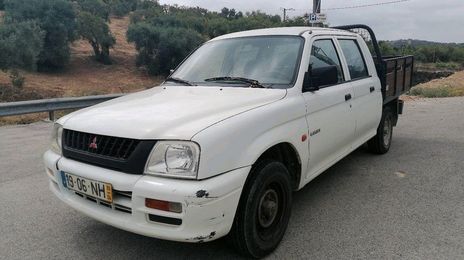 Mitsubishi L200 • 2000 • 200,000 km