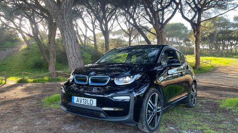 BMW i3 • 2021 • 48,900 km
