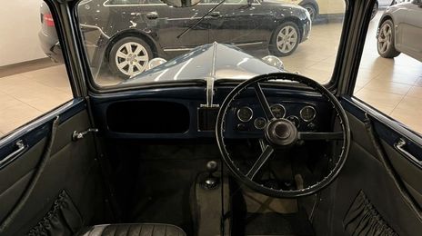 Avanti Motors Avanti II • 1935 • 65,624 km