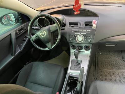 Mazda 3 • 2011 • 79,298 km