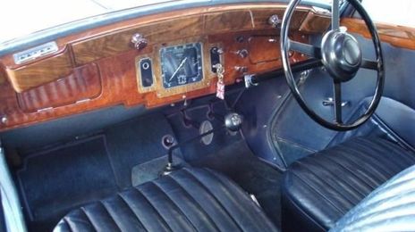 Oldsmobile Eighty-Eight • 1937 • 24,000 km