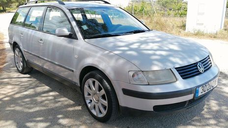 Volkswagen Passat • 2000 • 204,000 km
